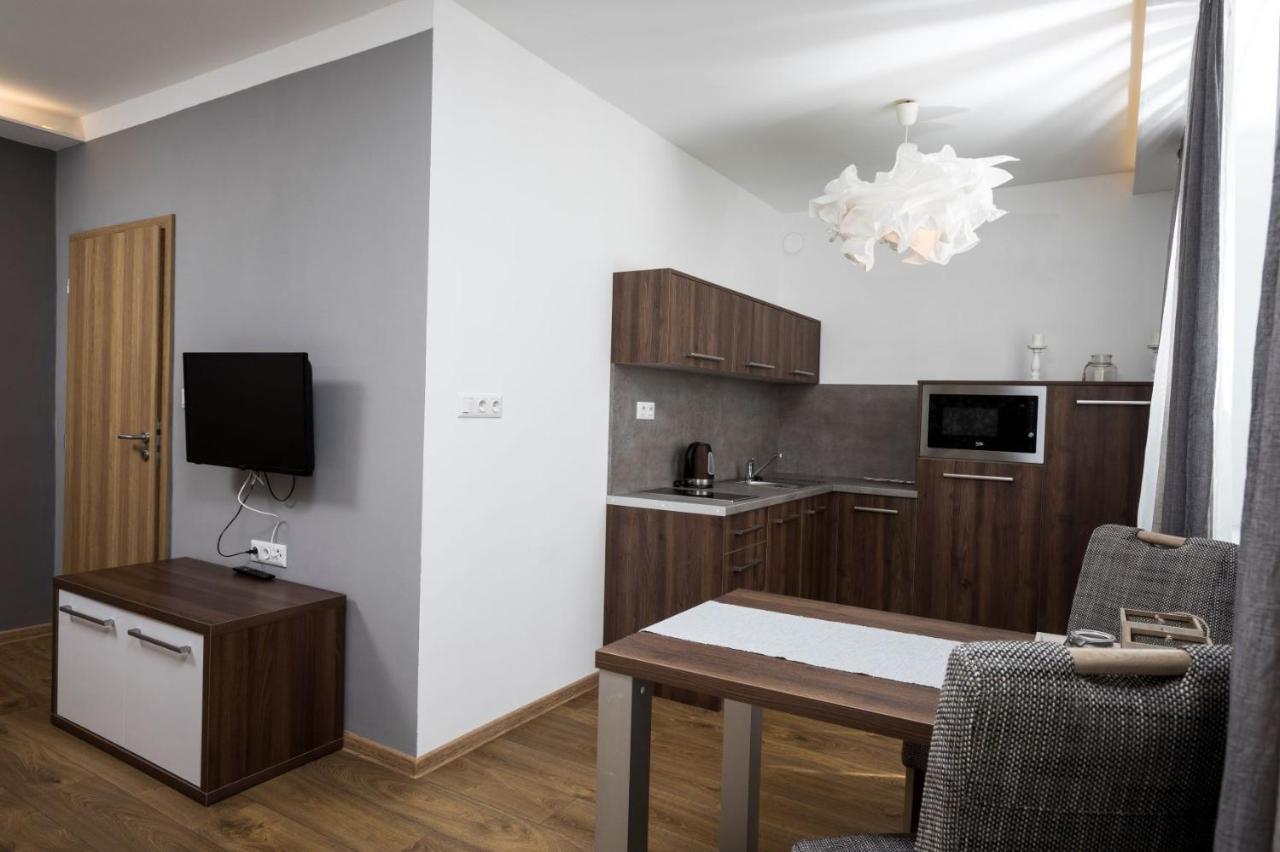 Sting Apartmany Тршинец Экстерьер фото